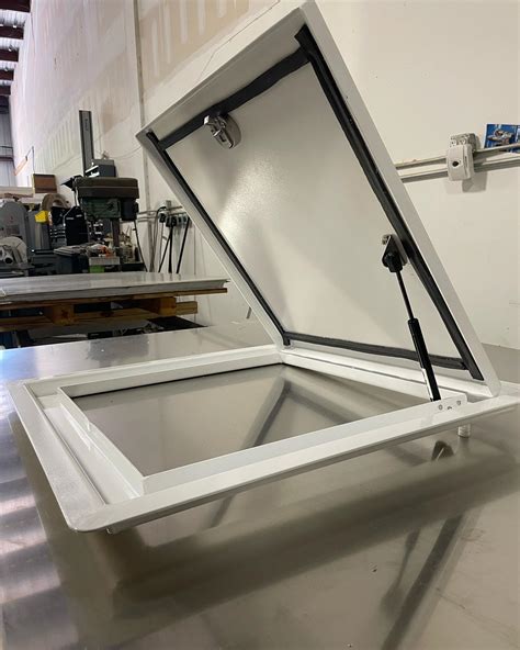 flush mount aluminum boat hatch